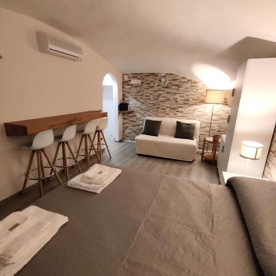 Il Salotto Di Napoli - Guest House المظهر الخارجي الصورة