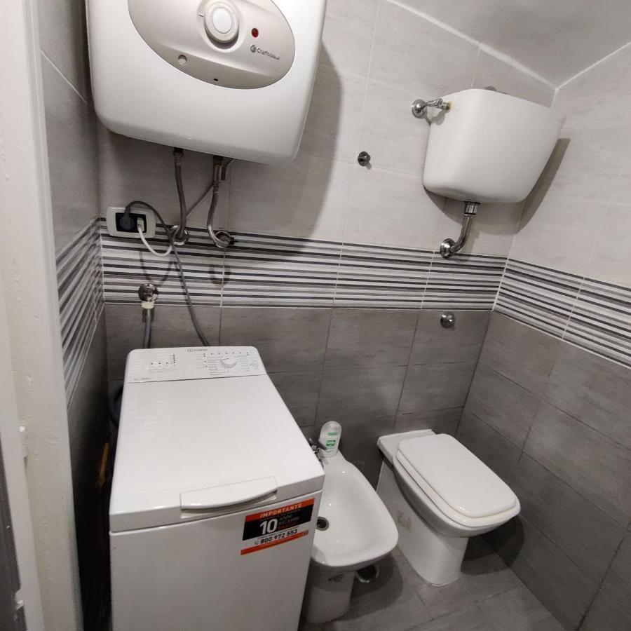 Il Salotto Di Napoli - Guest House المظهر الخارجي الصورة