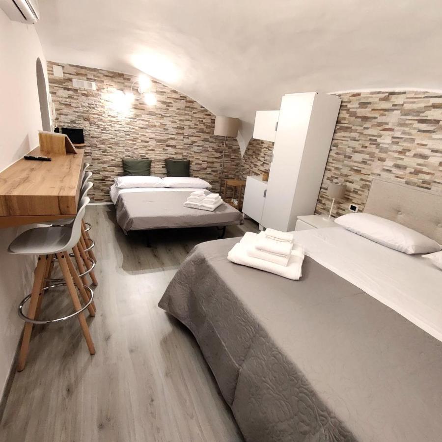 Il Salotto Di Napoli - Guest House المظهر الخارجي الصورة